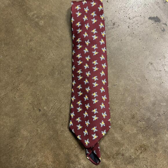 BROOKS BROTHERS 100%‎ Pure Silk Tie Red Blue Jacquard Flowers Made in USA - Picture 1 of 2